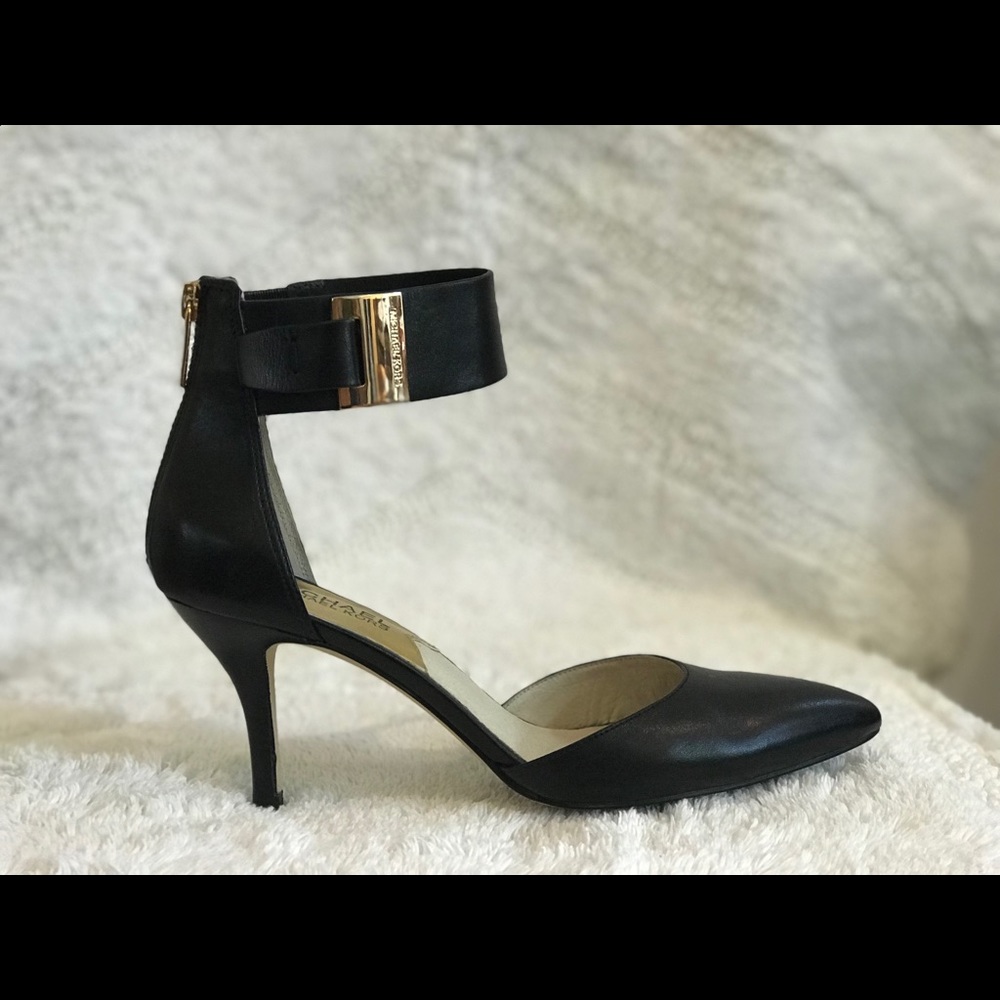 Michael Kors Kitten Heel